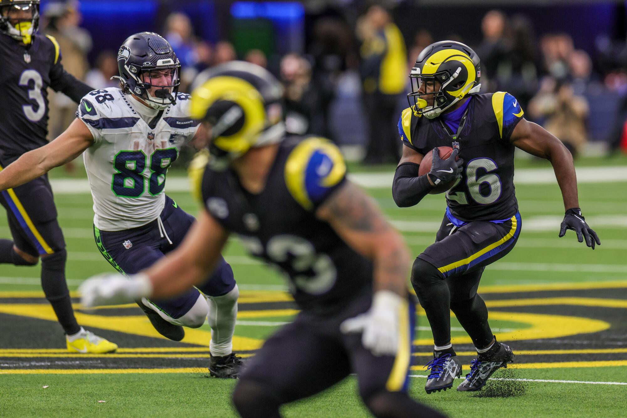 Darnold and Seattle Falter as the Rams Scratch Out a Win – Week  11 Recap – LAR vs SEA